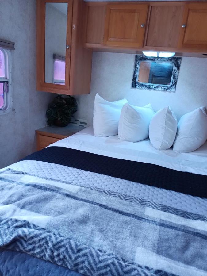 Garden Glamping Rv Pahrump Exterior photo